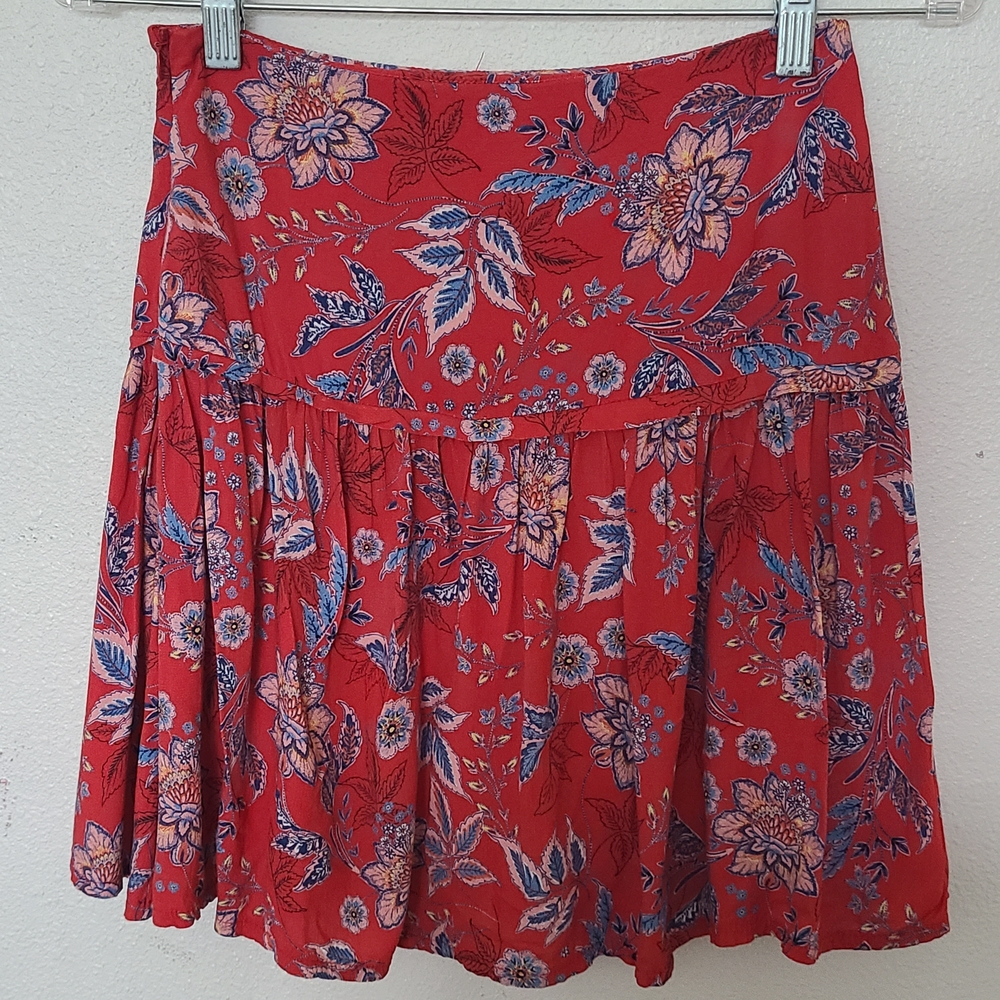 Elegant Floral Red Mini Skirt